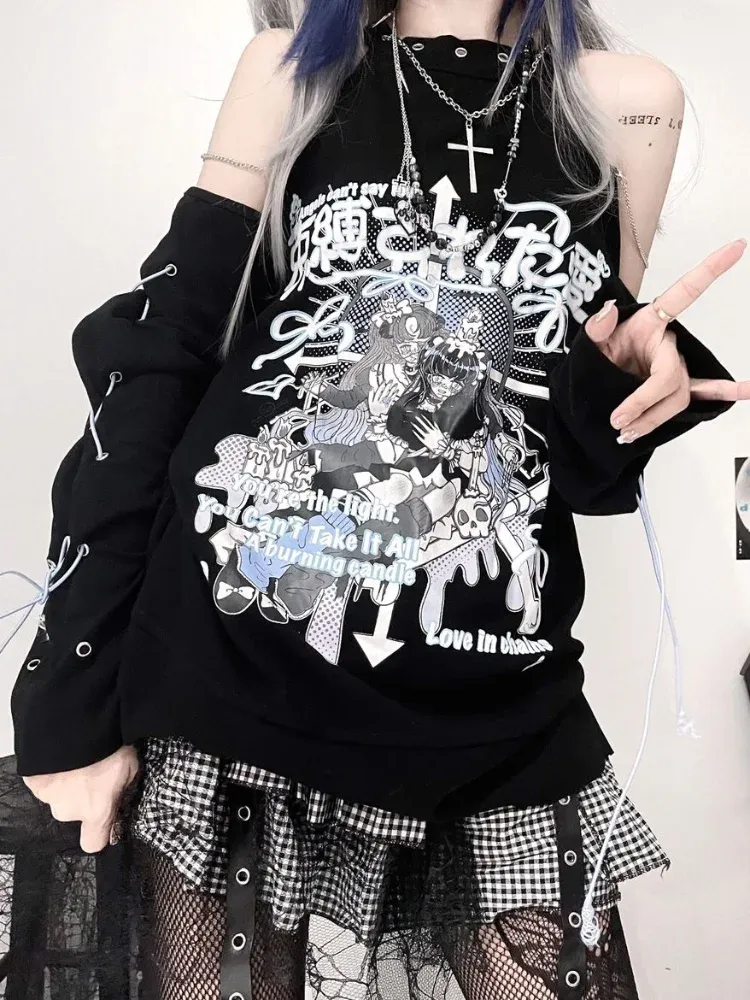 QWEEK Y2k Gothique Harajuku Anime T-shirts Femmes Goth Punk Bandage Hors Épaule T-shirts Noir À Manches Longues Hauts 2023 Mode Kpop