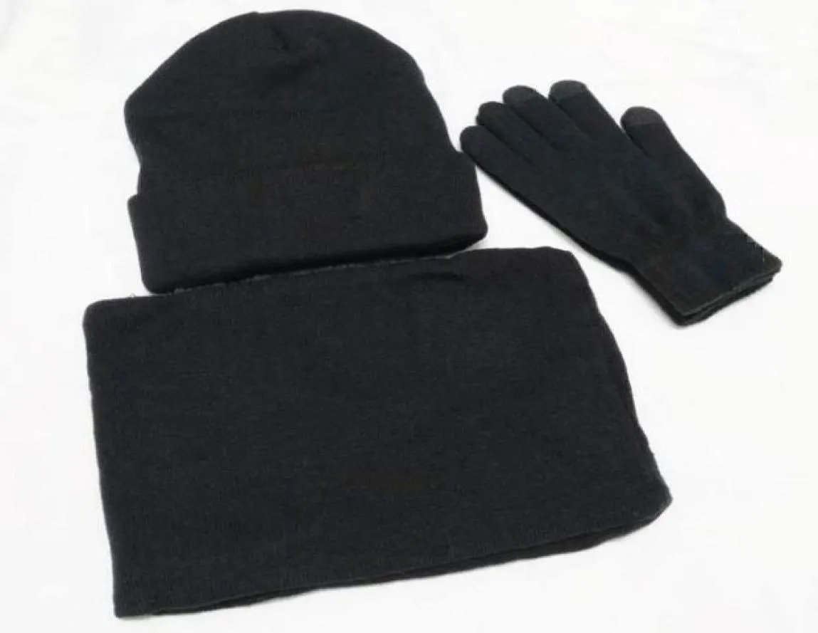 New Designer Hats Scarves Gloves Sets Fashion Scarf Gloves Beanie Cold Weather Accessories Cashmere Gift Sets For Men Women039s5937983