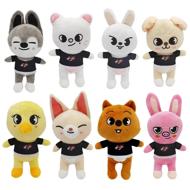 Skzoo 20 cm 8 unidsset juguete de peluche Kawaii Stray Kid lindo dibujos animados relleno animal muñeca compañero para niños adultos fanáticos 240223