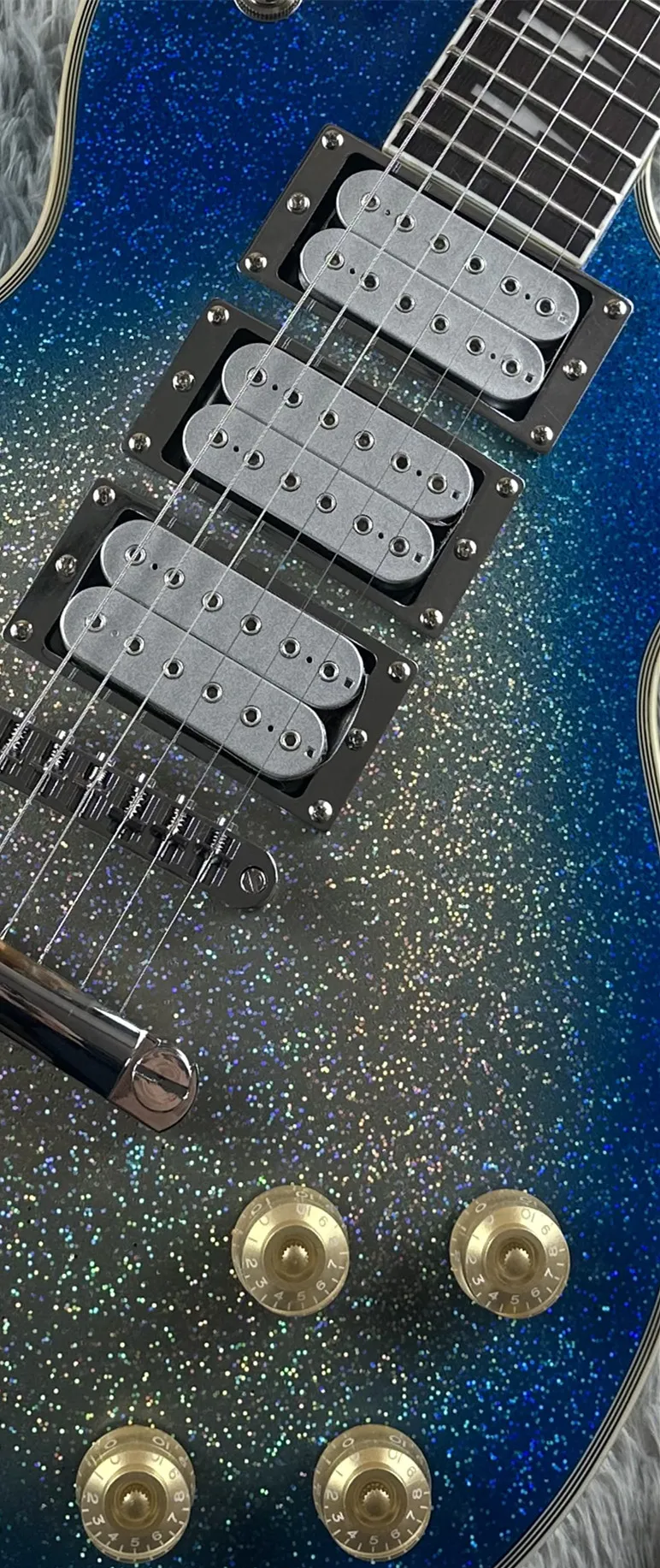 Guitare électrique personnalisée, paillettes argentées, peinture importée, accessoires dorés