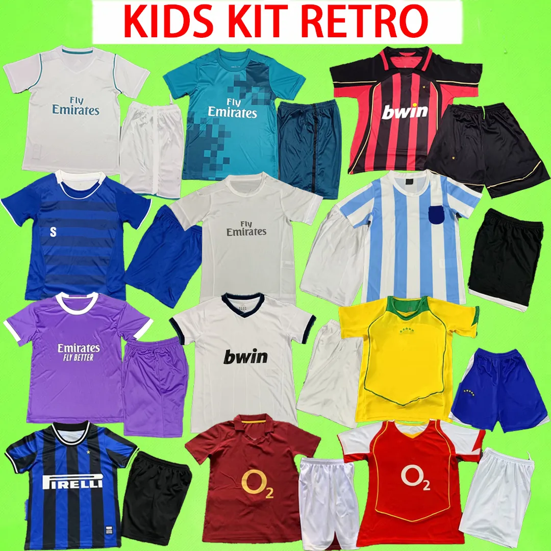 Kids Kit Madrids Retro Soccer Jerseys Reals Ronaldo Zidane Kaka Milans 02 03 04 05 06 07 08 10 11 12 16 17 18 pojkar sätter fotbollsskjorta CFC Uniform Brazils AC 1998 Arsen Henry