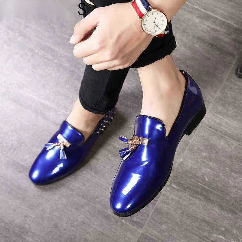 Dres Shoe Spring Autumn Men Dressing Shoe Casual Lacquer Loafer Luxury Tassel Rivet Wedding Party Male High Heeled Shoes 220723