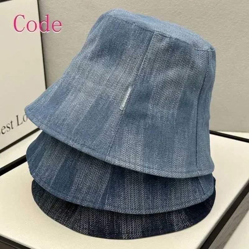 Wide Brim Hats Bucket Hats 2023 New Denim Fisherman Hat Womens Autumn Slim Spring and Autumn Pot Hat Advanced Sensory Ordinary Art Bucket Hat J240305