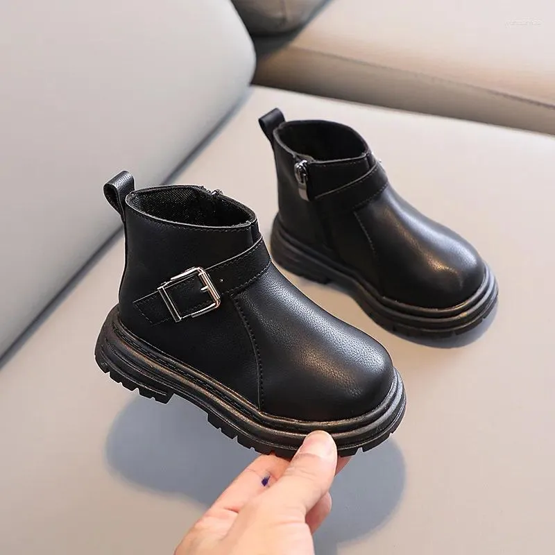 Stivali 2024 bambini autunno inverno antiscivolo comodi bambini suola in gomma cerniera caviglia ragazzi ragazze scarpe moda