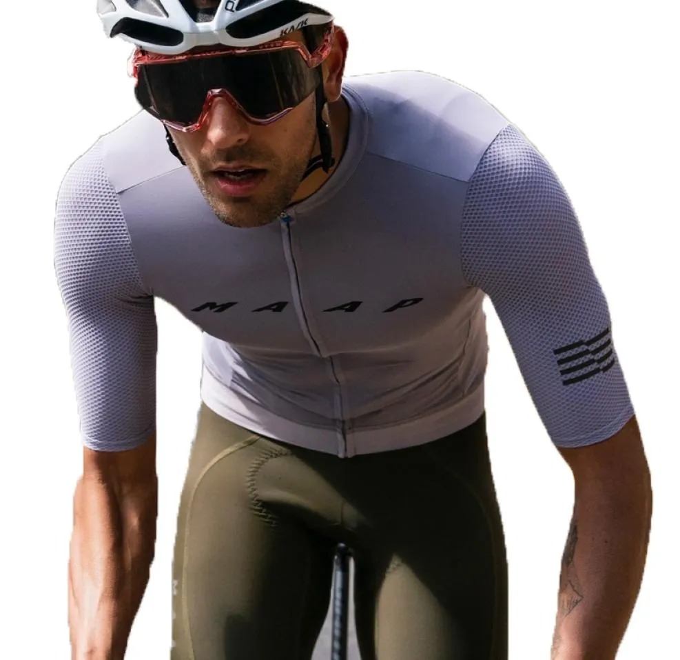 2021 Été À Manches Courtes Vêtements De Vélo Solide Violet Maillot De Cyclisme Hommes Couleur Pure Vélo Chemise D'équitation Super Fit Séchage Rapide 2202171946052