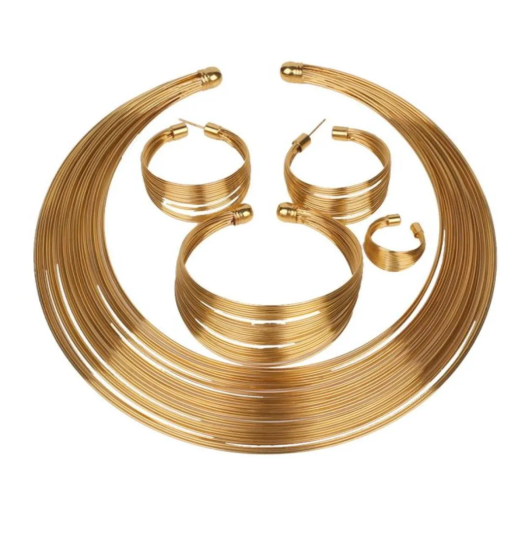 Modeschmuck-Set Braut Nigeria Dubai Goldfarbe Afrikanischer Drahtschlaufenschmuck Halskette Armreif Ohrring Ring Manschette Hochzeitsschmuck se6865225