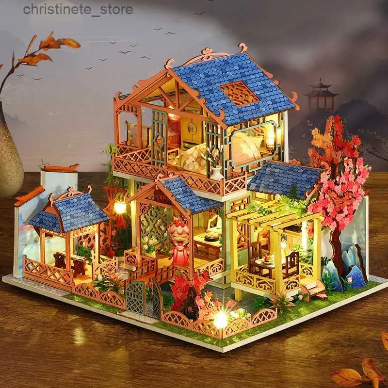 Arkitektur/DIY -hus Nya DIY -trämockhus Persikan Blossom Attic Casa Miniature Building Kit med möbler LED Light Dollhouse för flickor gåvor