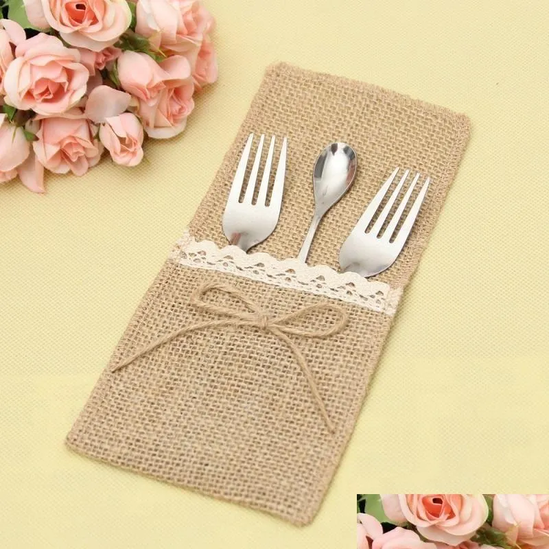 Décoration de fête Pays Table de mariage Sierware Porte-couverts en toile de jute naturelle Poches Fourchette Couteau Sacs Décoration rustique Drop Livraison Dhhnm