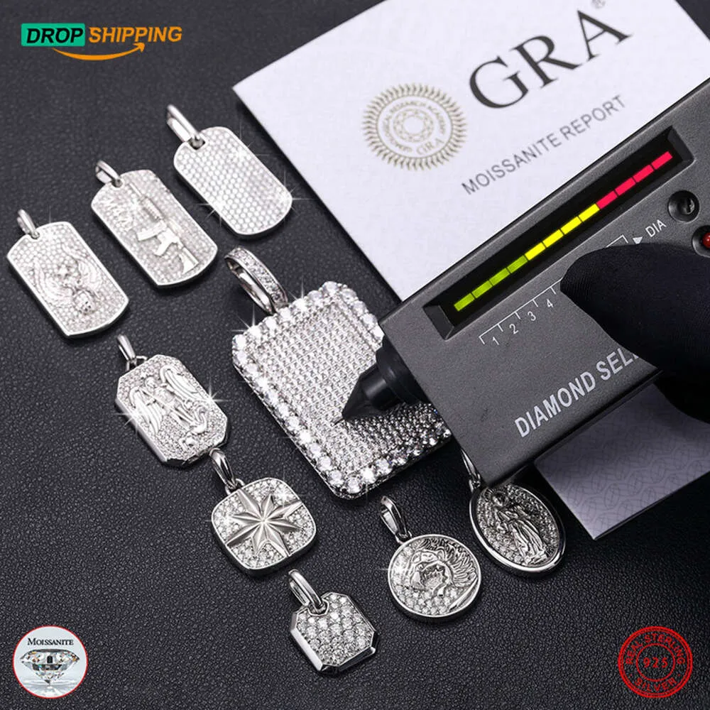 Accessorio di moda Gioielli Hip Hop Uomo Donna Argento sterling 925 Iced Out Vvs Moissanite Diamond Dog Tag Ciondolo con catena