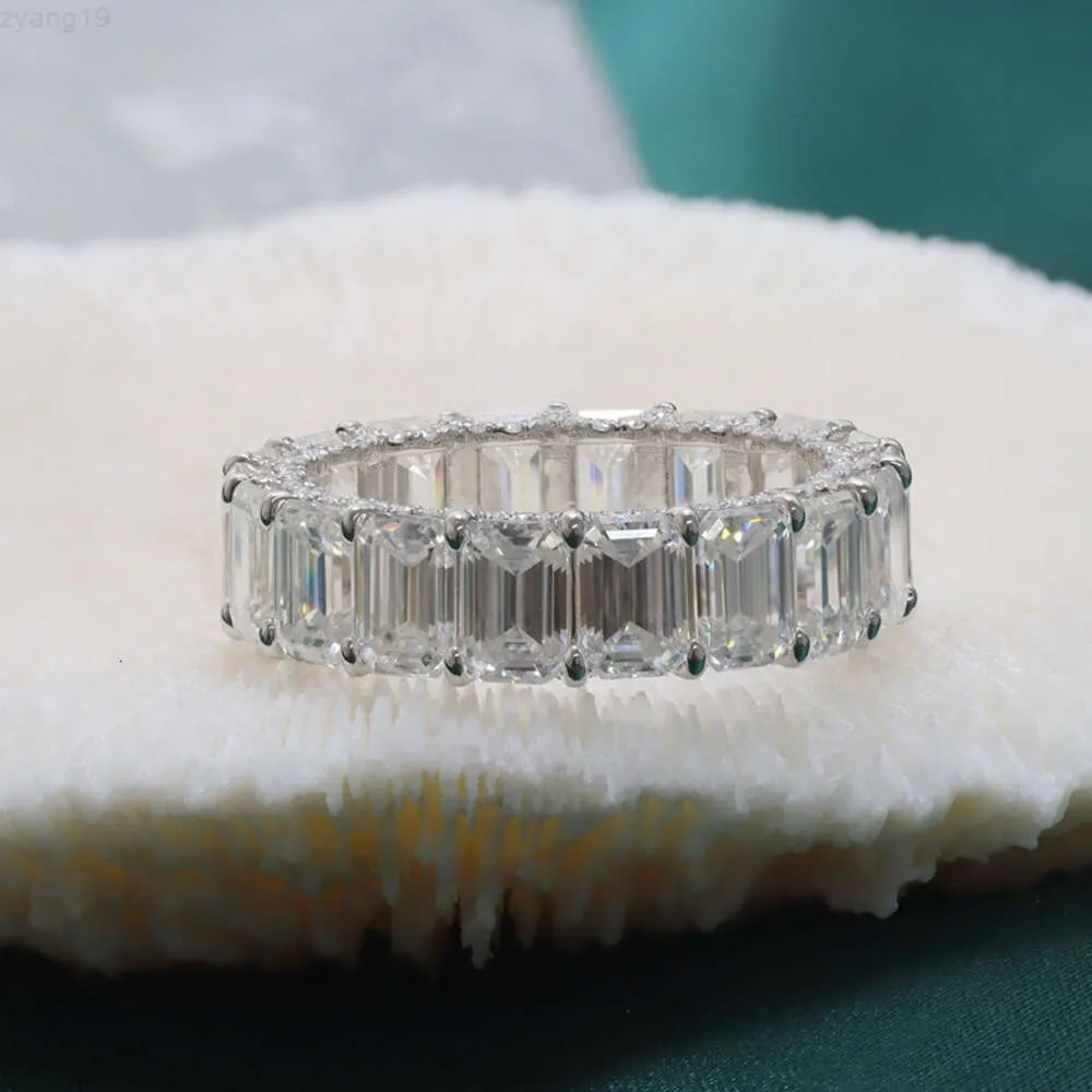 Pastonjewelry hög kvalitet 925 Sterling Silver 4x6mm Emeral Ring Band Moissanite Diamond Engagement Ring for Women