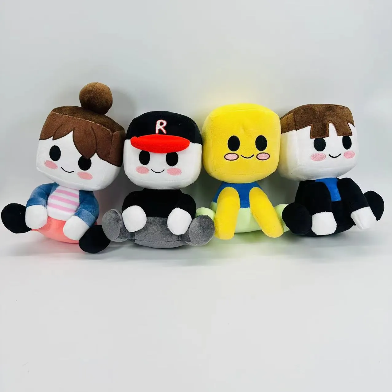 Lot 4 Peluches Blox Buddy Roblox 25 Cm – Noob, Bacon Hair, Girl, R Hat – Poupées Kawaii Collection Gamer