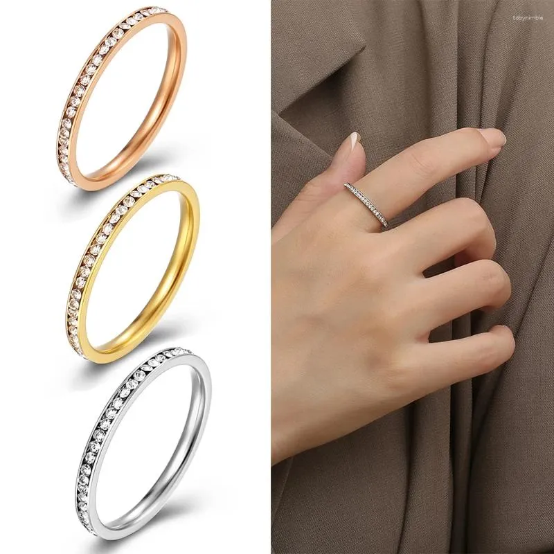 Pierścionki ślubne Jialy Fashion European Lśniąca Clear CZ 316L Pierścień ze stali nierdzewnej dla kobiet biżuteria urodzinowa