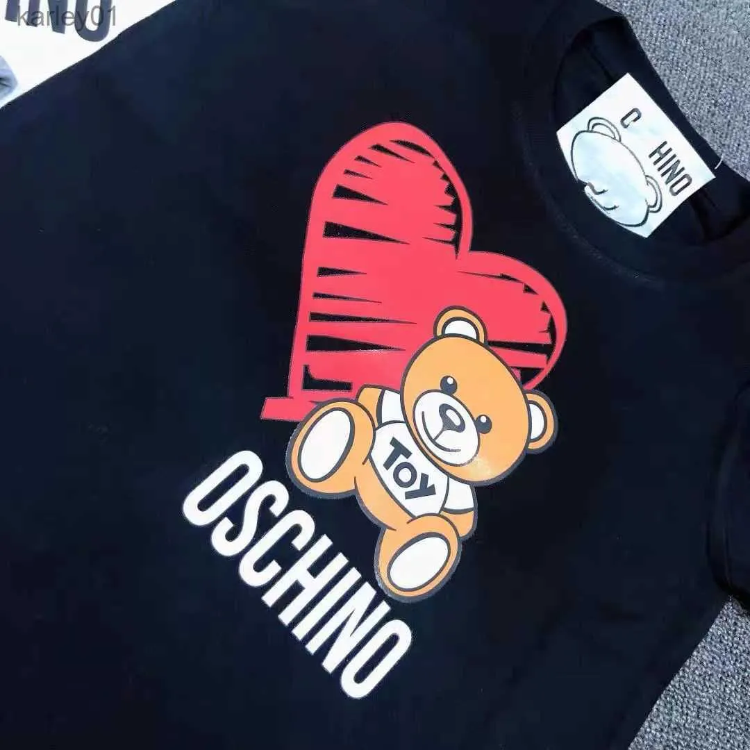 T-Shirts Lüks Tasarımcı Marka T-Shirt Head Bear Çocuklar Kısa Kollu Yaz Gevşek Kollu Moda Çocuk Giyim Çocuk Üstleri Boy Tees Giyim Bebek 240306