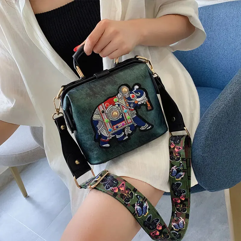 Women Leather Handbag Messenger Bag Purses Satchels Designer Luxury Handbags Crossbody Bags Elephant Embroidered Bags 240223