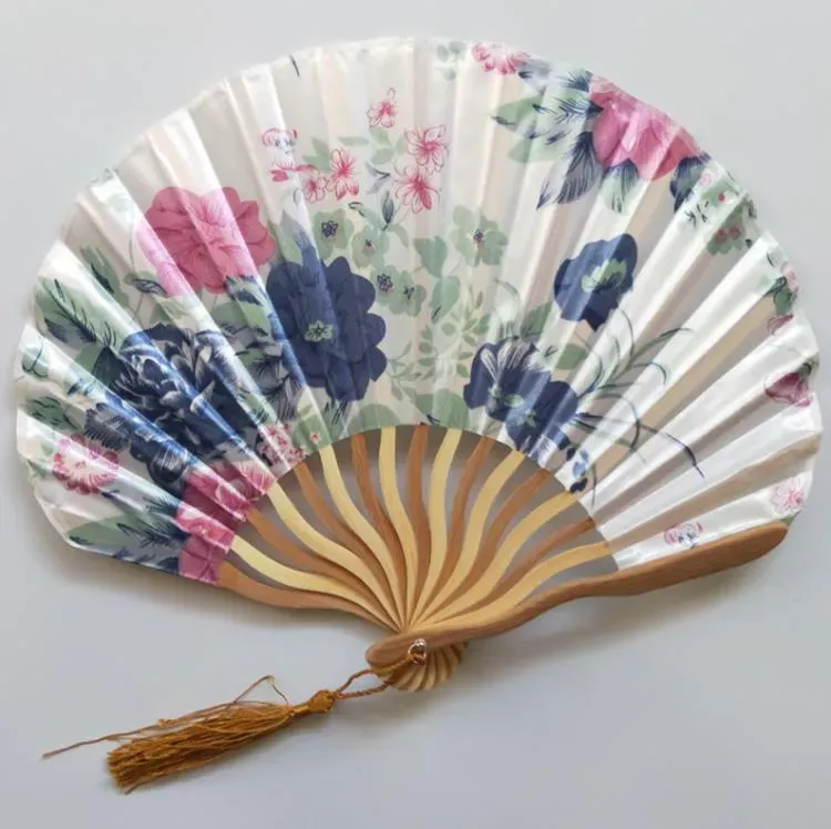 Chinese Japanese Style Hand Held Fans Personalized Pattern Silk Printed Bamboo Folding Fans Handheld Wedding Hand Fan SN4160