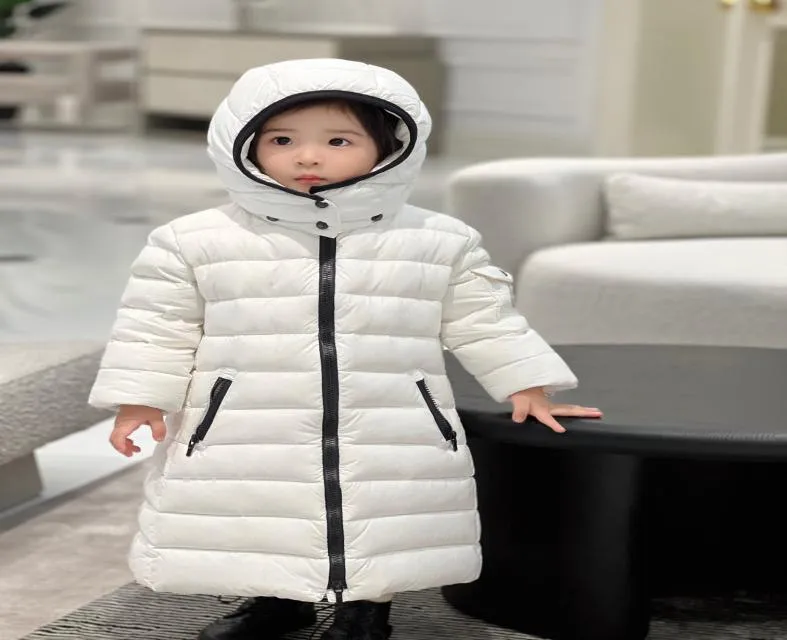 2022 Kid Winter Down Coat Designer Downs Kurtki Nowe dzieciaki Long Downnes Kurtka swobodna czarna biała chłopiec z kapturem solidne kieszenie Real5897121