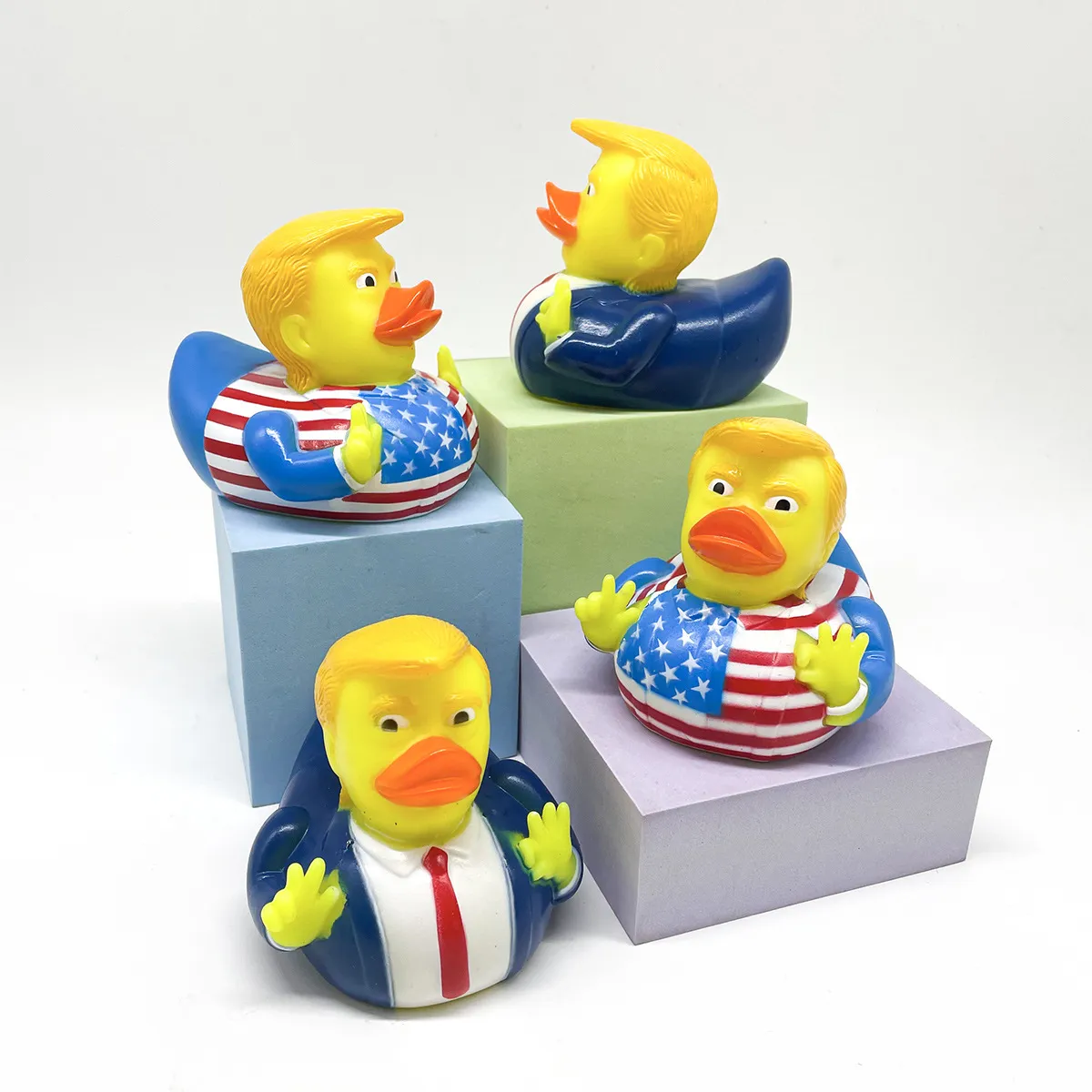 Trump Rubber Duck Baby Bath Floating Water Toy Duck Cute Pvc Ducks Roliga anka leksaker för barn Gift Party Favor FY3683 0306