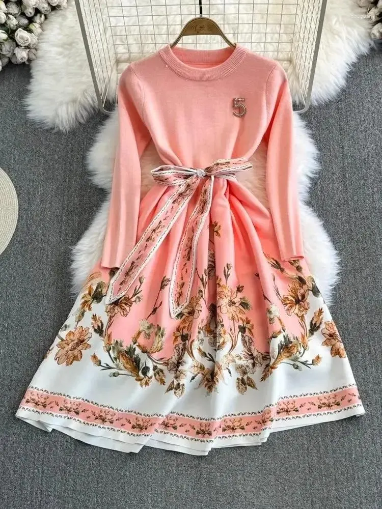 Bell Sleeve Print Knee Length Patchwork Floral Dresses Bell Sleeve Print Knee Length Patchwork Floral Dresses