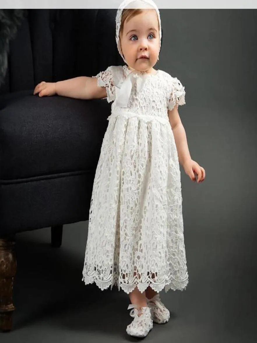 Baby Girls Party Dresses Kids Lace Hollow Wirchet Embrodery Dress 1 Years Baby Birthday Ball Gown Toddlers Dopklänning med HAT5084471