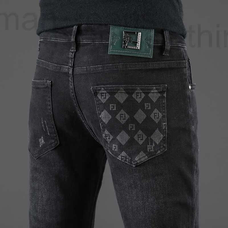 Jeans da uomo Designer designer Hong Kong Marchio di moda europeo Nero per vestibilità slim, Small et, Autunno e inverno Nuovi pantaloni lunghi casual elastici da uomo K45U OG8I