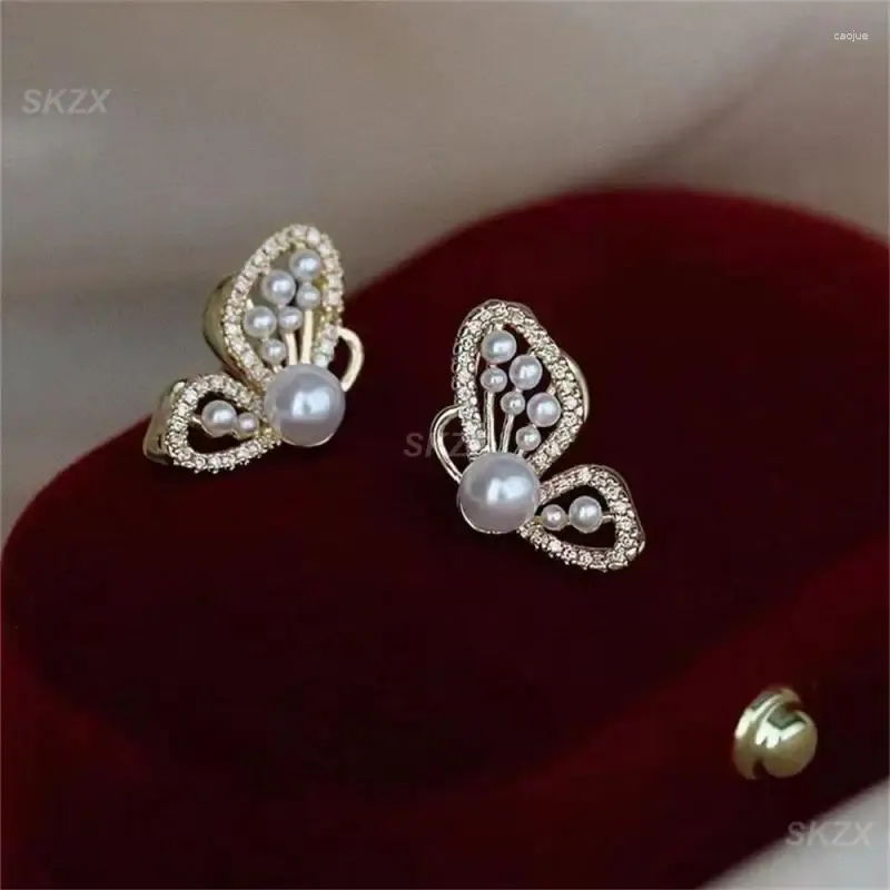 Studörhängen unik design nisch utsökta avancerade chic modetillbehör Butterfly Pearl Quality Workmanship