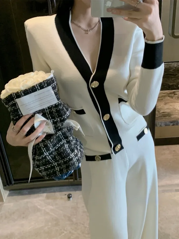 دعاوى ربيع جديدة فاخرة فاخرة مجموعة للنساء بانت مجموعات مثير Vneck Vneck Slim Cardigan Tops + Wide Leg Pants Suitsuit