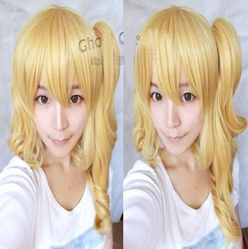 Parrucca cosplay riccia bionda al latte corta Flandre Scarlet con clip sulla coda7933922