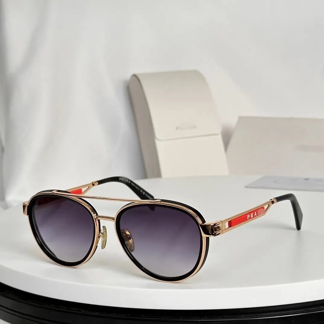 2024 Topp lyxiga solglasögon Polaroid Lens Designer Womens Mens Goggle Senior Eyewear For Women Eyeglasses Frame Vintage Metal New New