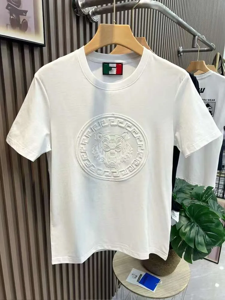 Verano Nueva marca de moda para hombre Cabeza de tigre Manga corta Algodón de seda Slim Fit Camiseta bordada tridimensional Top blanco Media manga78