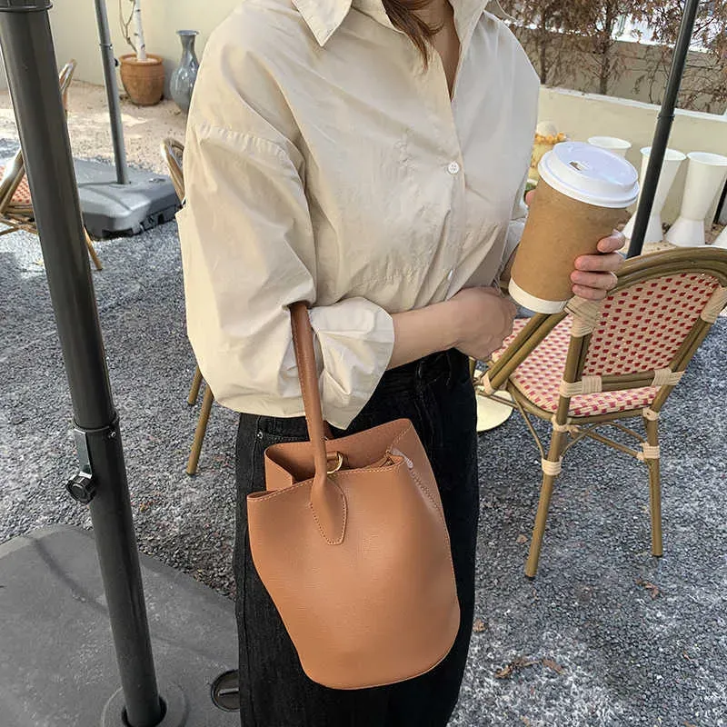 Korean Edition Early Autumn Soft Face Fashion Versatile Bucket Oblique Straddle Bag New Product One Shoulder Handbag model 4589