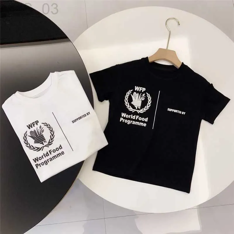 T-Shirts Lüks Tasarımcı Bebek Erkek Kız Kızlar Tshirts Yaz Kids Giyim Moda Kısa Kollu Çocuk Kıyafetleri T-Shirts Mektup B Ptinted Üst Tees 240306
