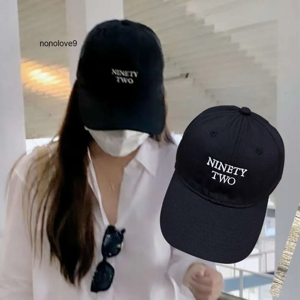 2024 New Ball Caps Freen becky Same Letter NINETY TWO Hat Embroidered Cotton Pure Black Baseball Cap Breathable Sun Visor Protection 230830