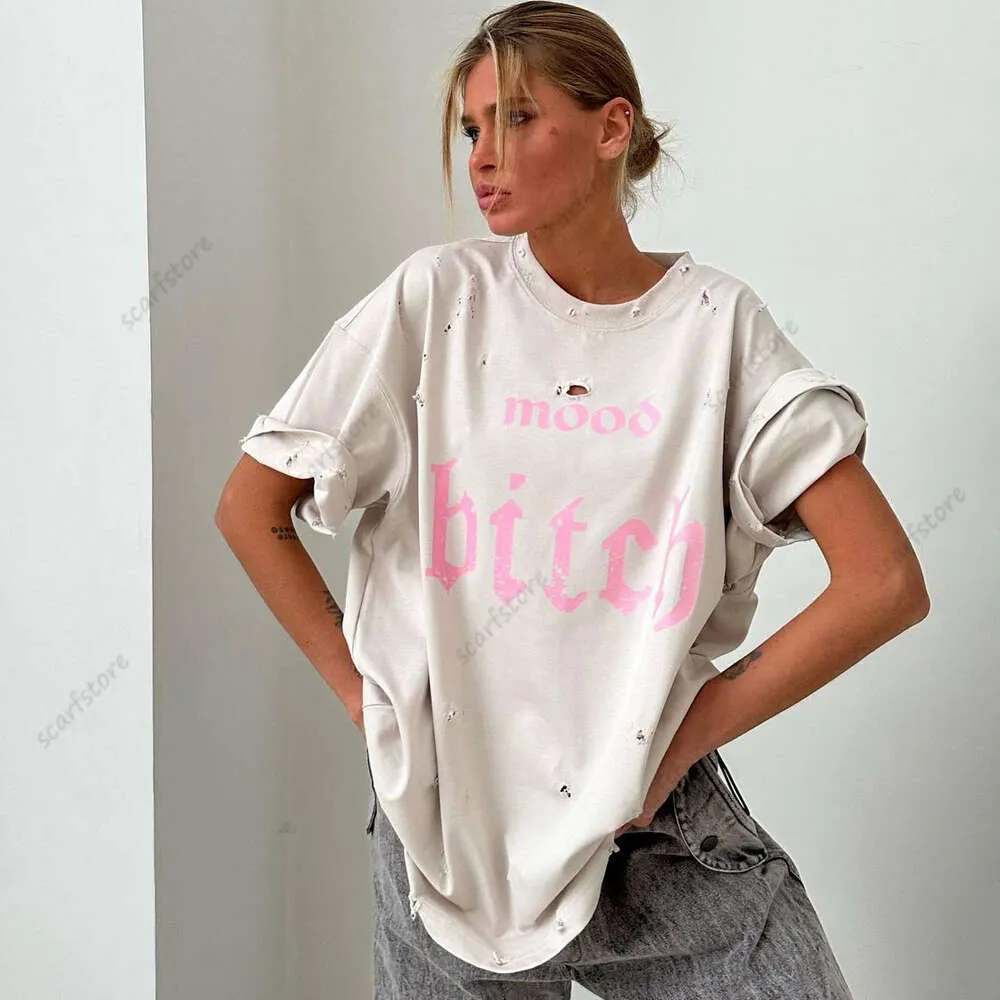Printemps européen Mode Femmes Nouveau Inner Layup Top Femmes Design Trendy Marque Col Rond avec T-shirt À Manches Courtes Usé Femmes Été