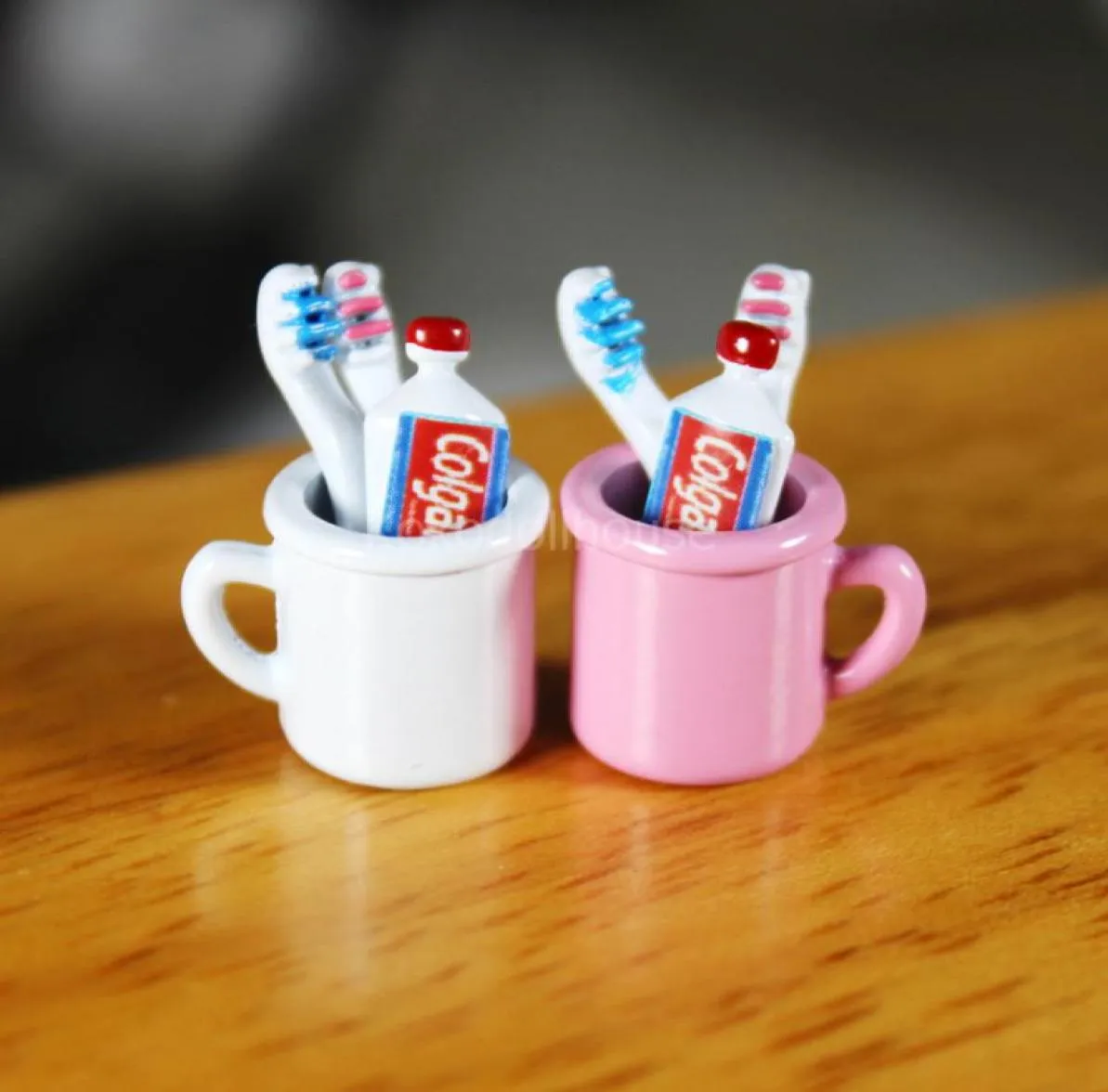Dollhouse miniaturowy mini miseczka pasta do zębów szczoteczki do zębów Pullip DIY Doll House meble Akcesoria 5805485