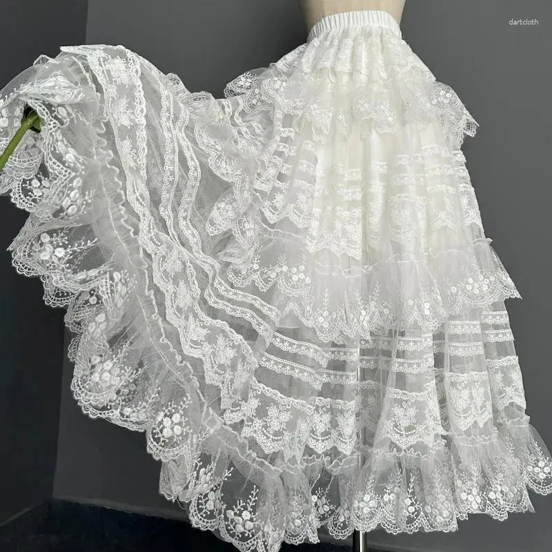 Kjolar söta lolita mesh ruffles kungliga tiered spets långa kjol kvinnor japanska harjujuku kwaii stil elegant en linje fairy underskirt