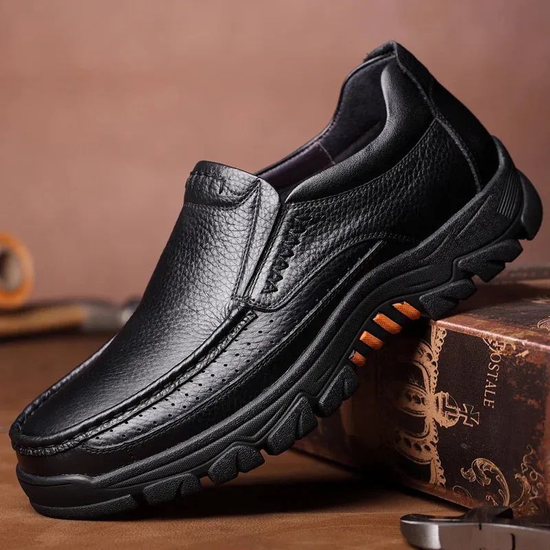 Spring Autumn Genuine Leather Shoes Mens Loafers Soft Cow Casual Breathable Male Footwear Rubber Black Brown Slip-on 240228