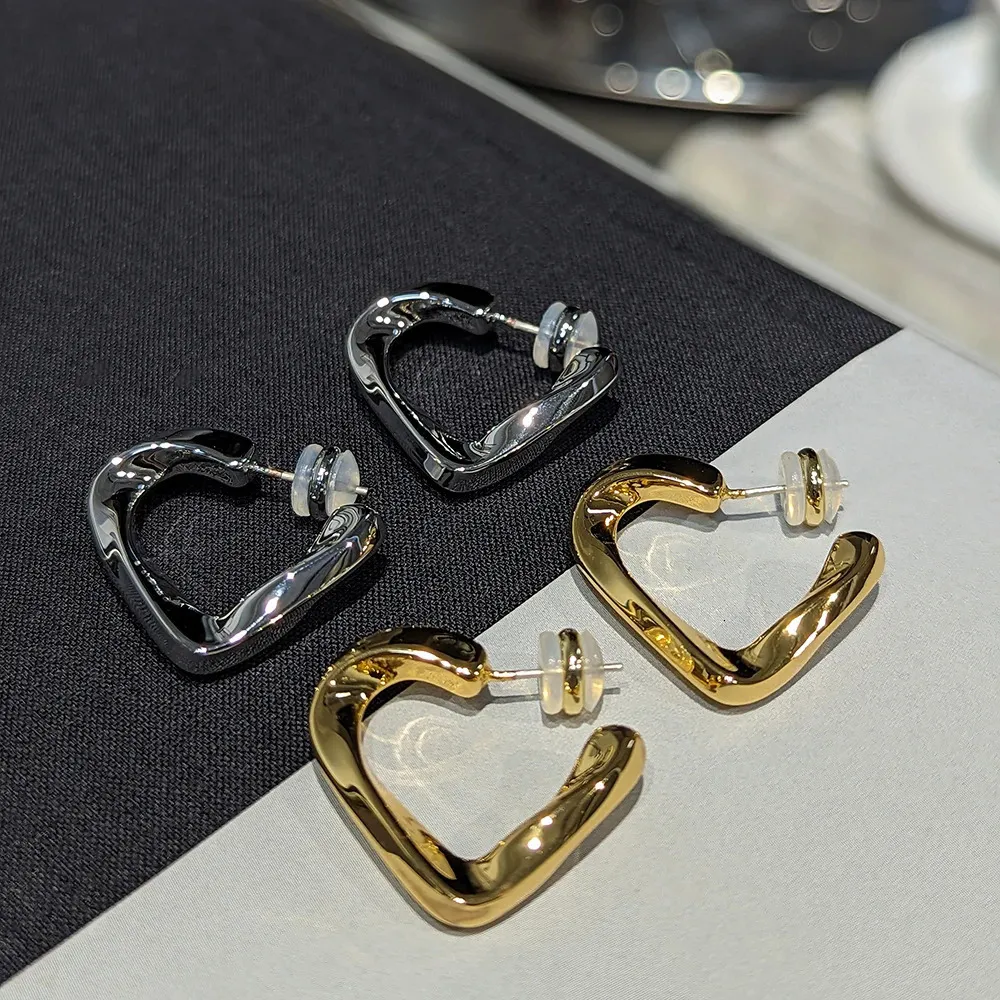 H20 amorita butique modne złote kolory mentalne geometryczne nieregularne kolczyki do kształtu serca dla kobiet dziewczyna biżuteria prezent 240227