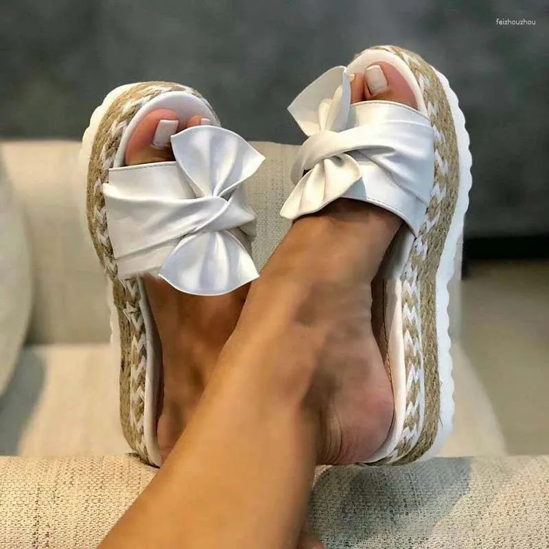 Mode sandaler skor sommar kvinnors eleganta grundläggande slip på toffel klassiker skor zapatos de mujer kvinna baic per claic zapato
