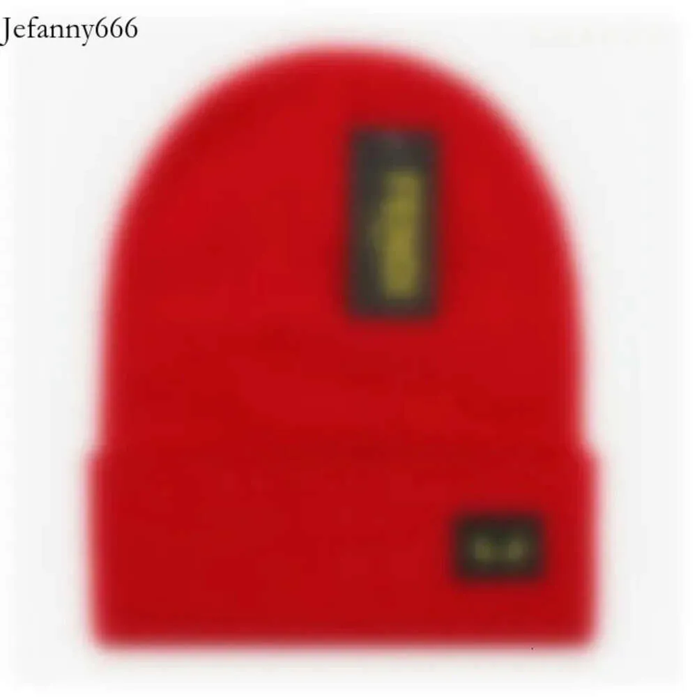 قبعات مصمم الأزياء العلامة التجارية إيطاليا روما بينيز للرجال والنساء FF Beanie Fall/Winter Thermal Hat Hat Ski Bonnet Ponaid Plaid Hat Warm Cap A1
