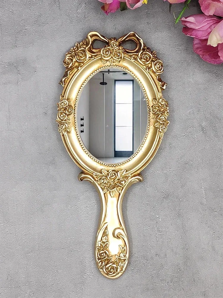 European Style Mirror Vanity Mirror Hand-held Beauty Parlor Special Hand Portable Wall-mounted Handle Antique Gold Small Mirror 240301