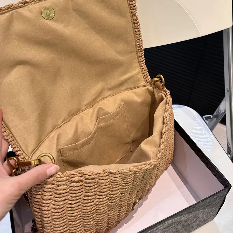 Borsa a tracolla con patta a catena Borsa a tracolla con tracolla Borsa da donna Moda Hardware oro Borsa con fibbia in tessuto Borsa a mano di design di alta qualità