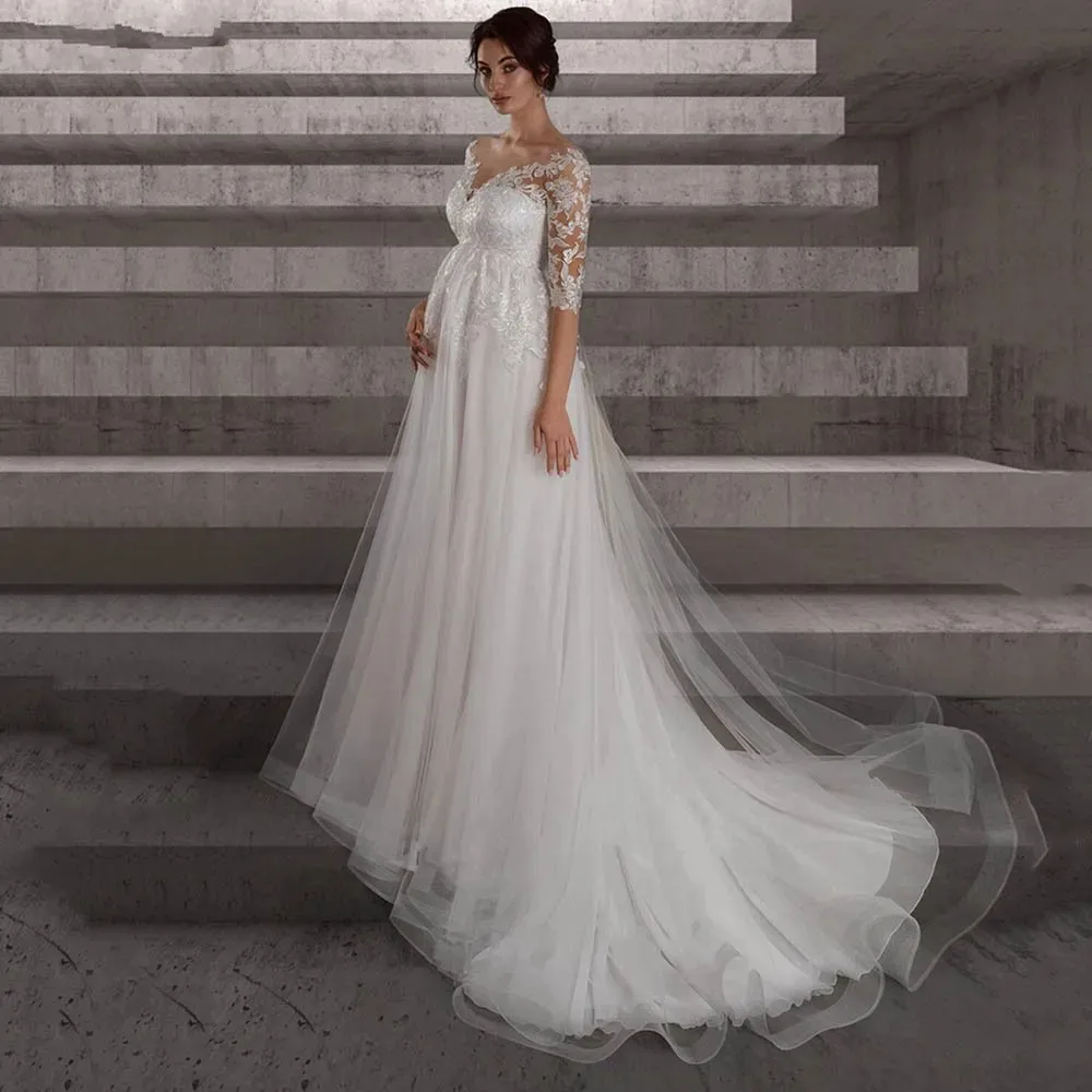 2024 Robe de mariée en dentelle empire pour femme enceinte demi-manches pure col rond doux tulle robes de mariée de maternité grande taille robes de novia