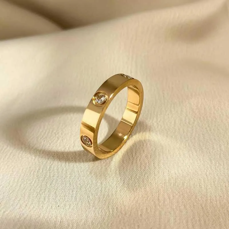 Original 1to1 Cartres Korean version of hot selling shower no removal 18k gold full diamond ring female fashion personality fading niche design couple matching