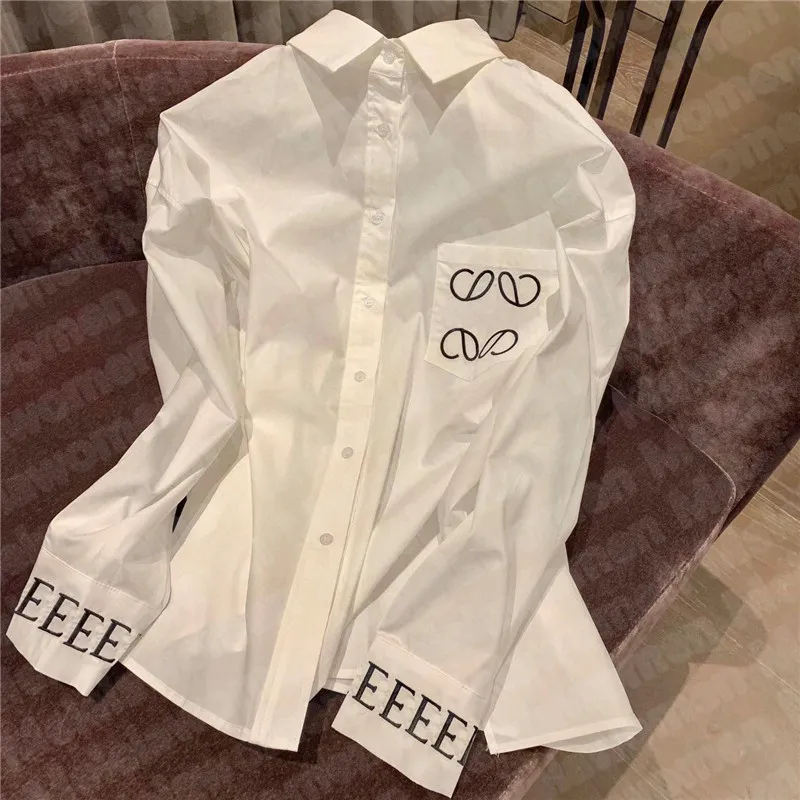 Haftowane litery Białe bluzki koszule dla kobiet klasyczne modne designerki z bluzki street hiphop bluzka