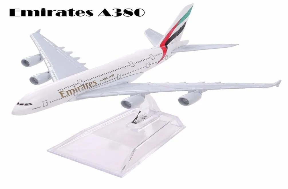 Air Emirates A380 Airlines Modello di aereo Airbus 380 Airways Modello di aereo in lega di metallo da 16 cm con supporto per aereo M6039 Modello di aereo LJ209761717