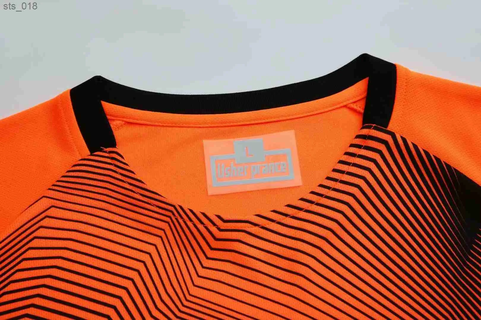 Maglie da calcio arancione Kit da calcio Maglia per adulti per bambini Versione vuota da allenamentoH240306