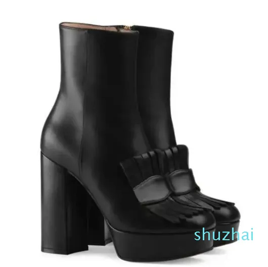 2024 Дизайнерские женские сапоги Ботильоны на платформе с бахромой Зимние сапоги Ботинки Marmont Высокие каблуки Двухцветная фурнитура из натуральной кожи Размер зимней обуви