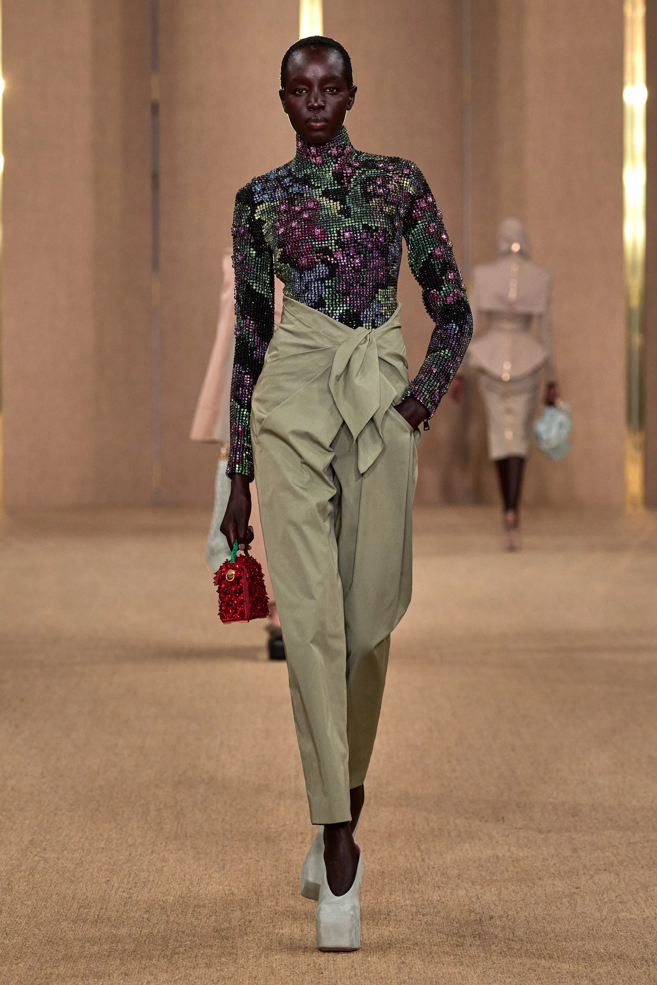 2024 Bal main Women suit Grape beads Pearls High neck Arabic Aso Ebi Paris Fashion week Evening dress Runway Fashion Jumpsuit