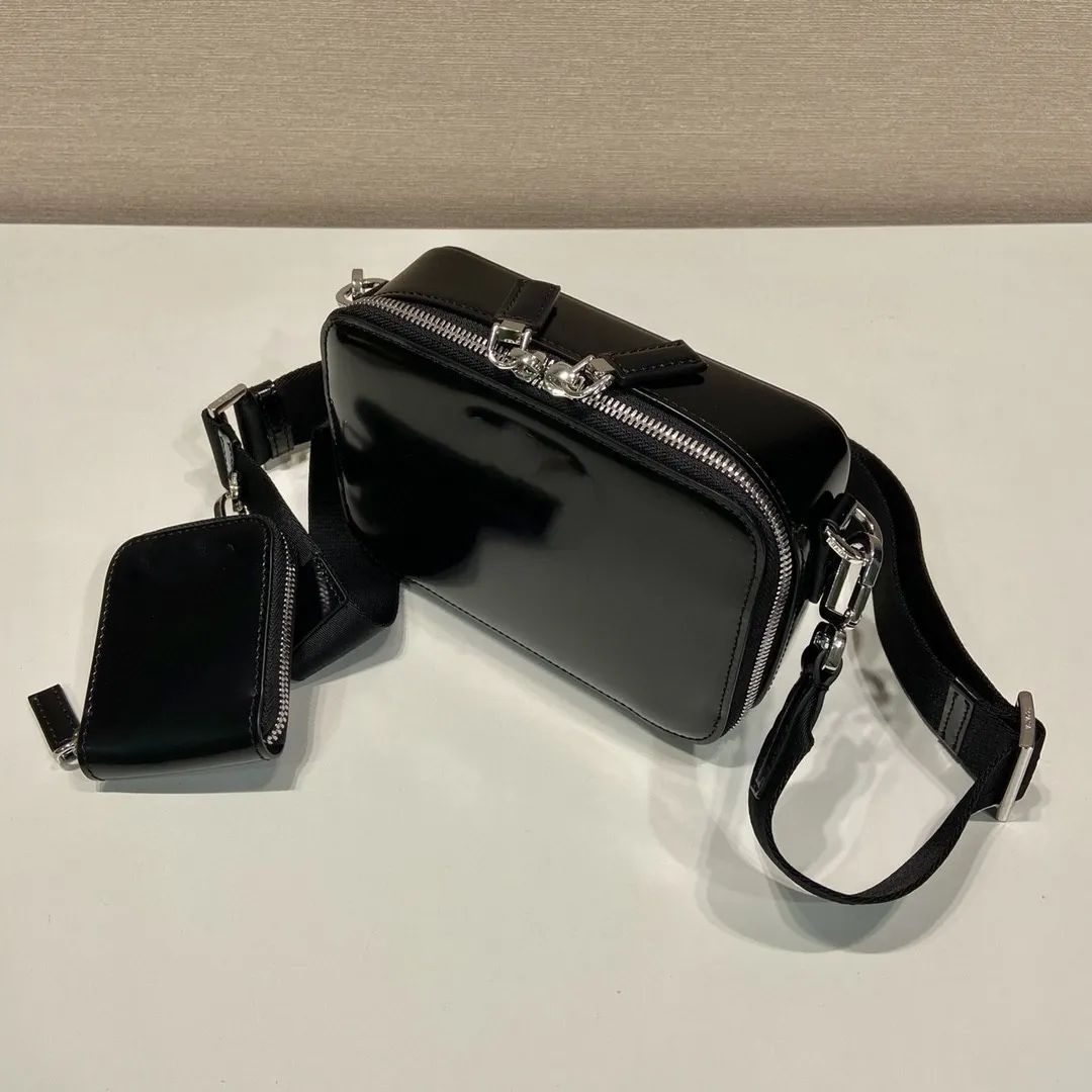 DHgate.com:Italian Leather Mini Tote Bag for Men (Black/Blue