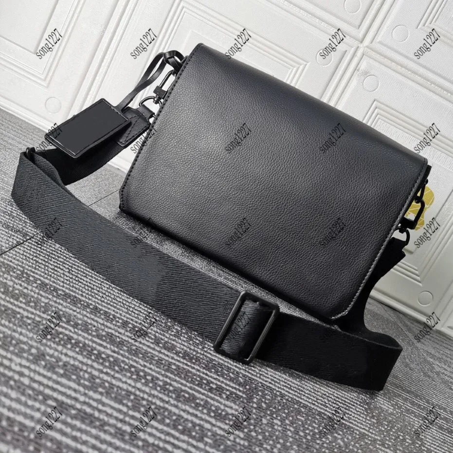 Postman 570 Luxury Bags 80 Designer Design Fashion Handbags Black من السهل حمل Messenger Bag316C
